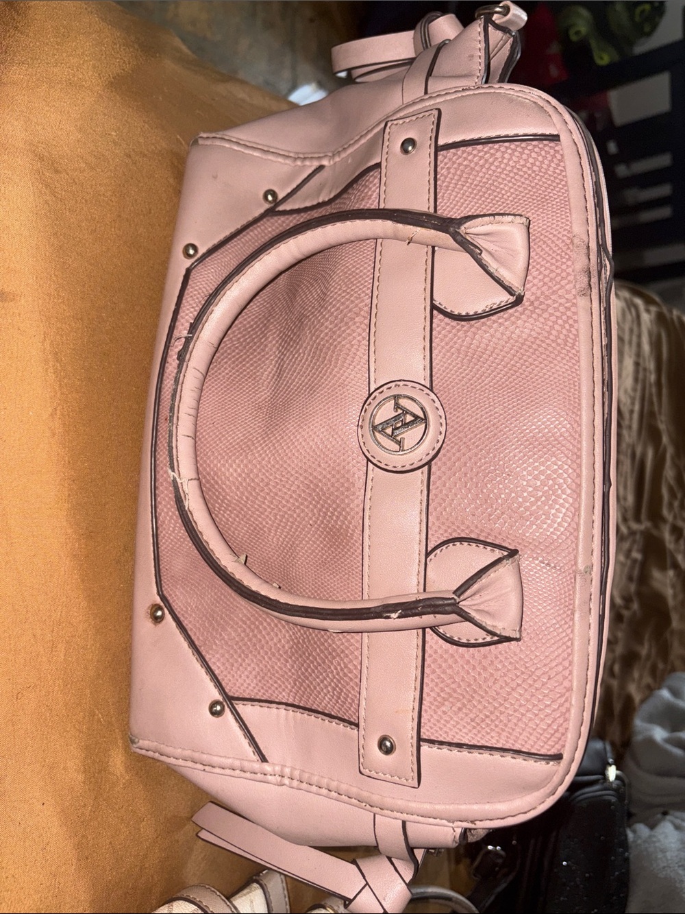 Women's Pink Satchel Handbag - Stylish Everyday Carry